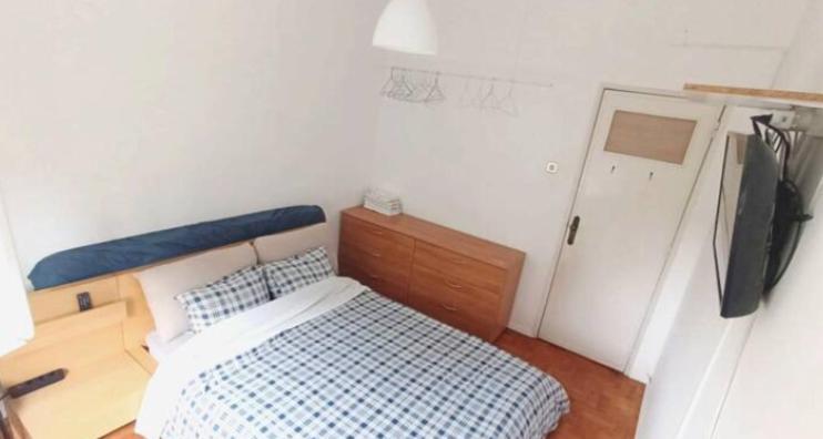 Privatunterkunft Quartos Em Apartamento Familiar - Temos Cao Lissabon